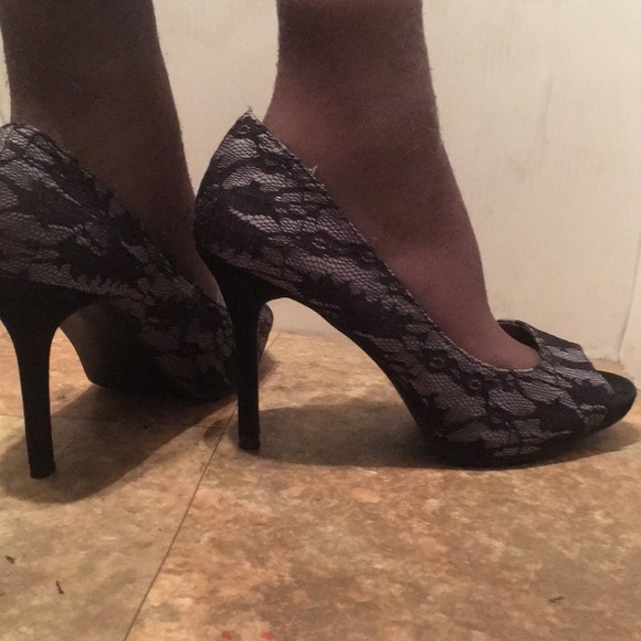 Cato heels sz 8. - Picture 3 of 8